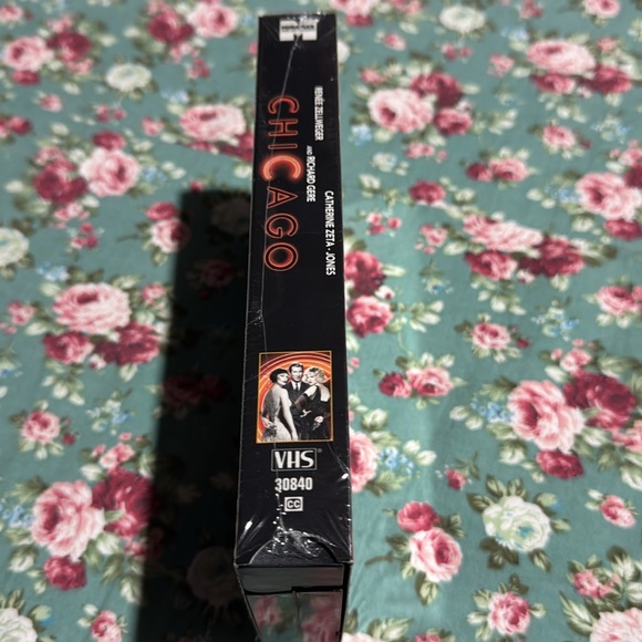 CHICAGO 📼 Movie on VHS! Used, in excellent condition. Musical! Award winner, VHS - Picture 2 of 5